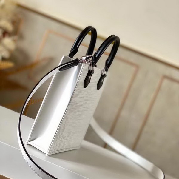 【原版皮】路易威登/LV Petit  Sac Plat手袋， Epi皮革浓缩经典设计，轻盈而充裕的构型可容纳手机等日常所需，可拆卸肩带实现手提，肩背和斜挎选择，款号：M69441