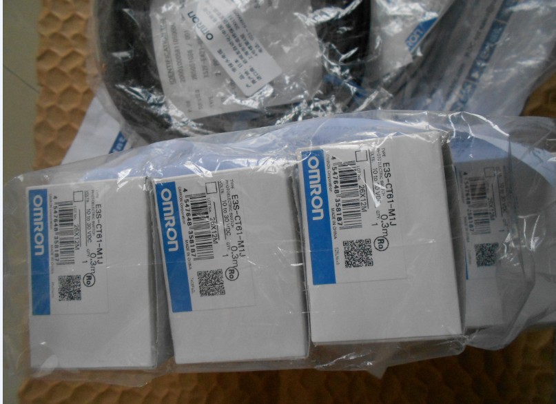 Copy CJ1W-ID231 Omron Original Factory New Sealed